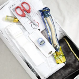 Deluxe Umrah Essentials Box – Men